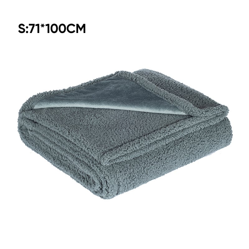 Pet waterproof blanket