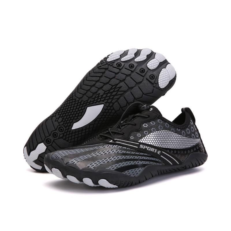 Nieuwe antislip aquaschoenen voor buiten