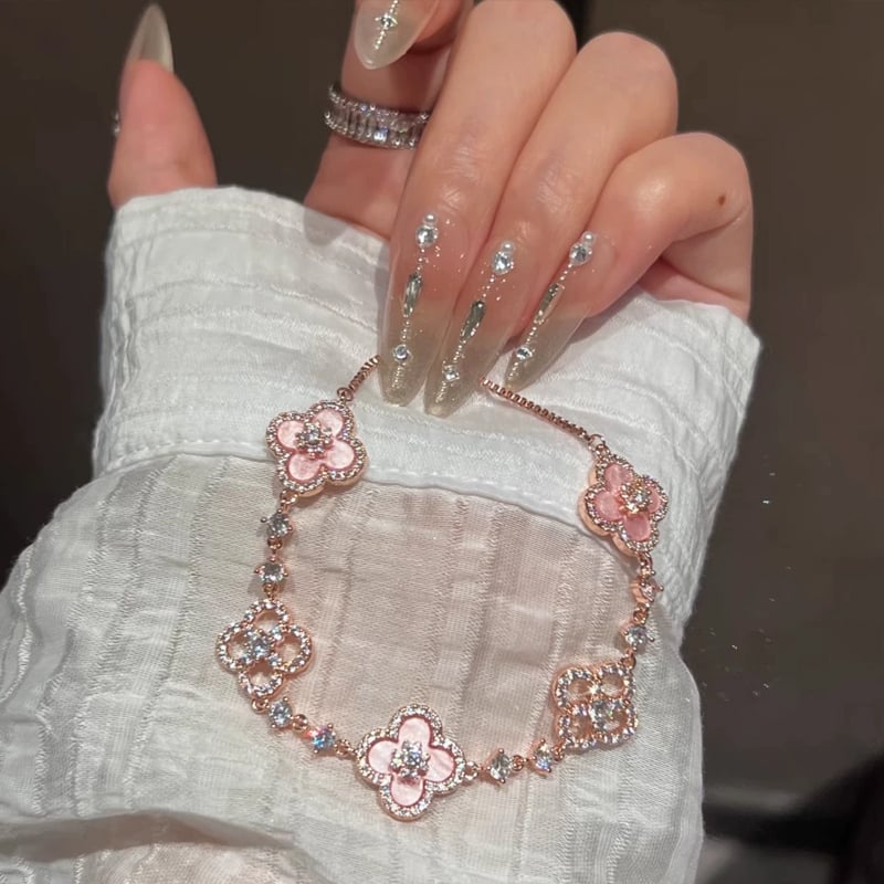 0dabf20b-334e-4aed-0aac-4891d3dd7e00