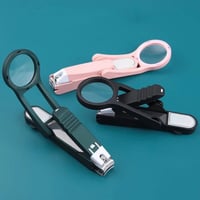 Tragbarer Nagelknipser mit Lupe