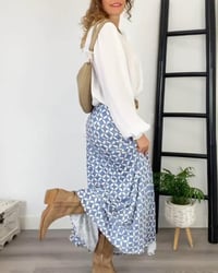 Elegant nederdel med geometrisk print