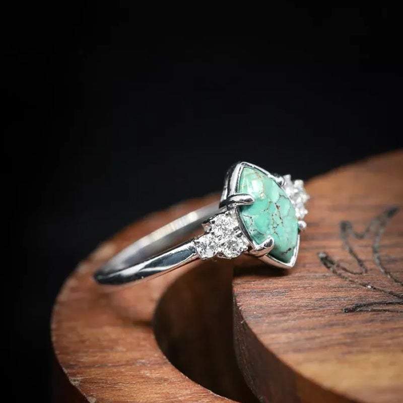 Shiny Turquoise Ring