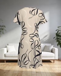 Line Print Crew Neck Dress