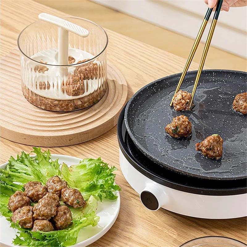 Manual one-piece household meatball maker