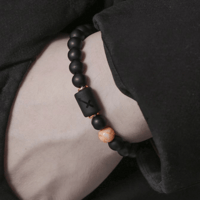 Armband mit Perlen aus schwarzem Achat mit zwölf Sternbildern