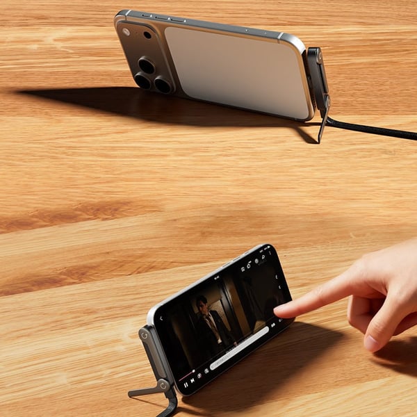 240-W-Schnellladestation mit Datenkabel und BendPhone-Zubehör