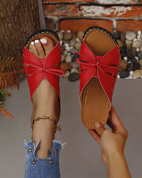 Peep toe sandaler med kilehæl