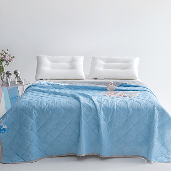 Doppelseitige kühlende Überwurfdecke