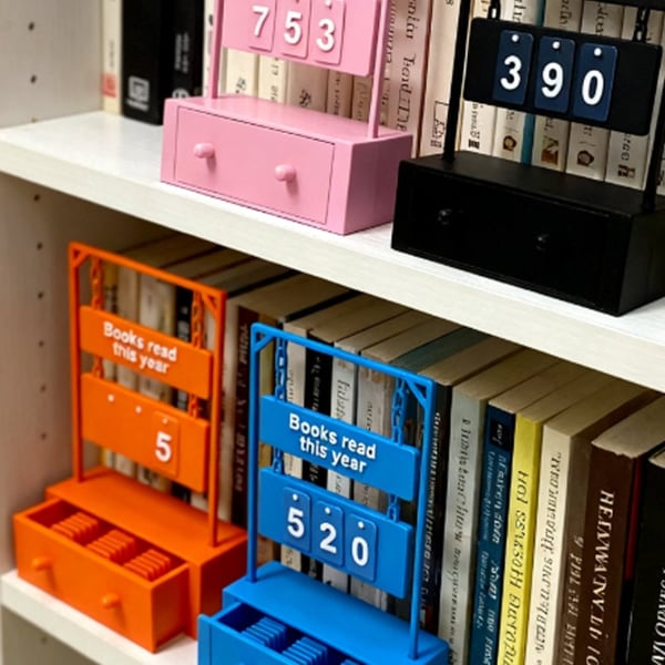 Hanging Book Counter With Numbers