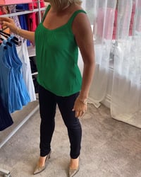 2_27f85d83-154c-42c1-87ad-ee98961205f0