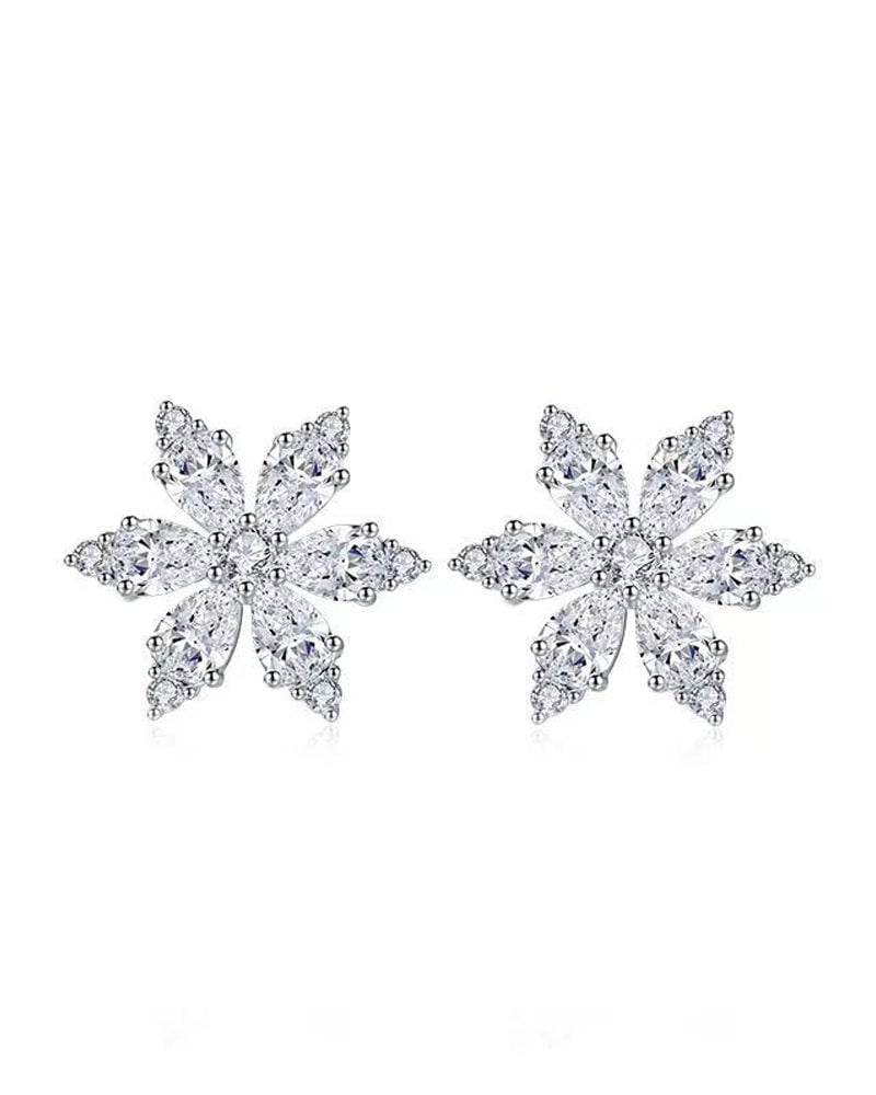 Zirkon-Ohrstecker mit Schneeflockenblume