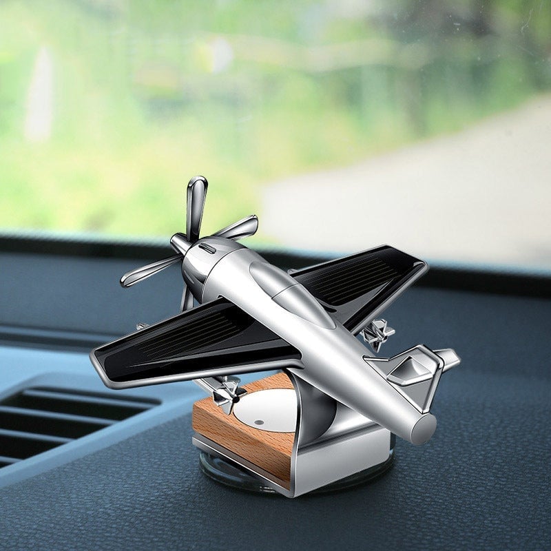 Aromaterapia per auto con aeroplano solare
