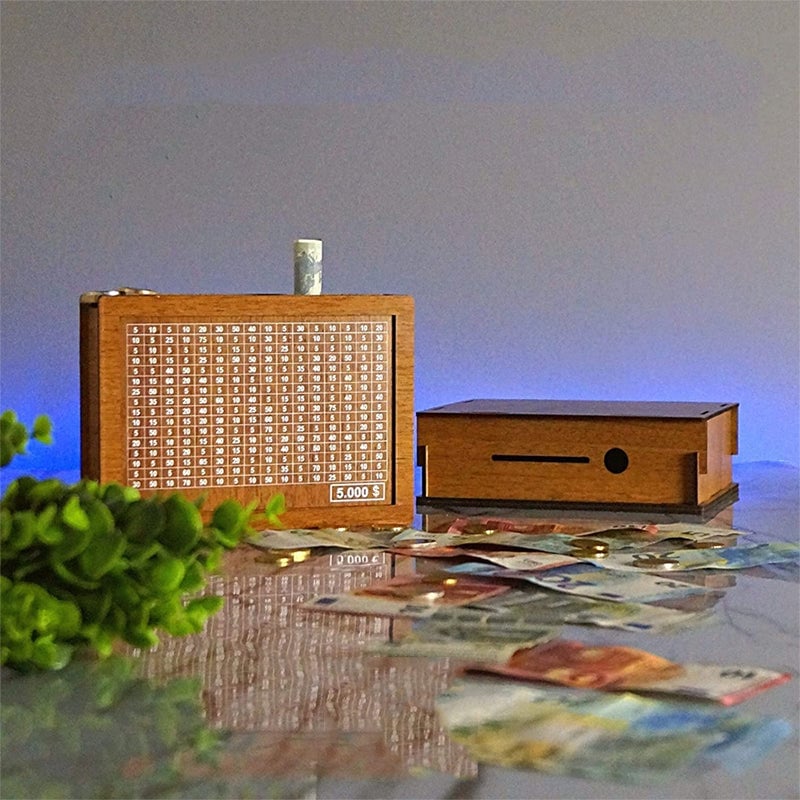 ✨Wooden money box with engraved figures