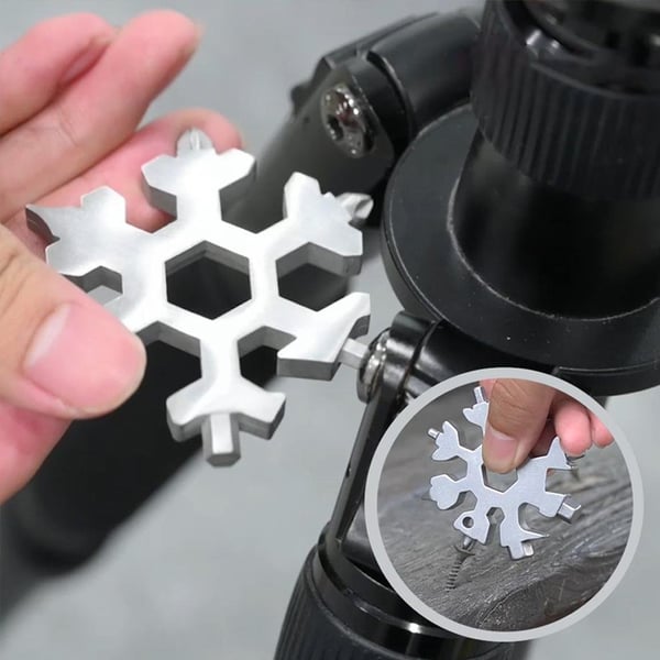 Sakerplus 18-in-1 Snowflake Multi-Tool