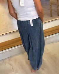Elastic Waist Casual Jeans