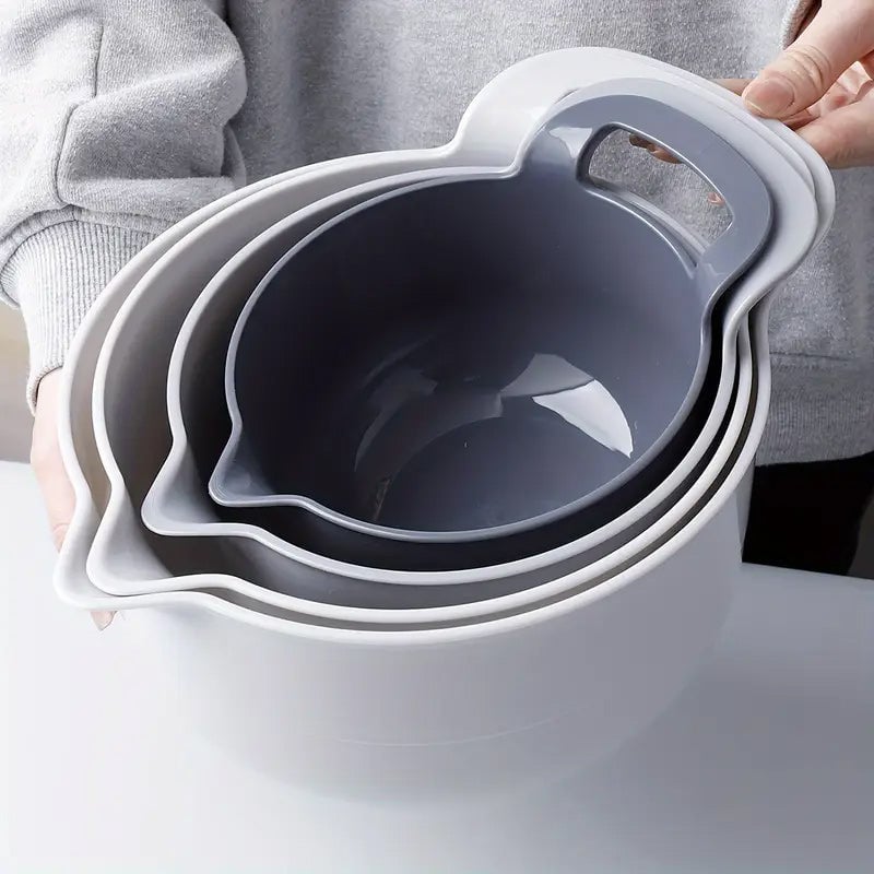 4 Piece Nesting Plastic Mixing Bowl Set