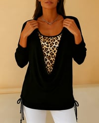 Top Met Luipaardprint En Vetersluiting