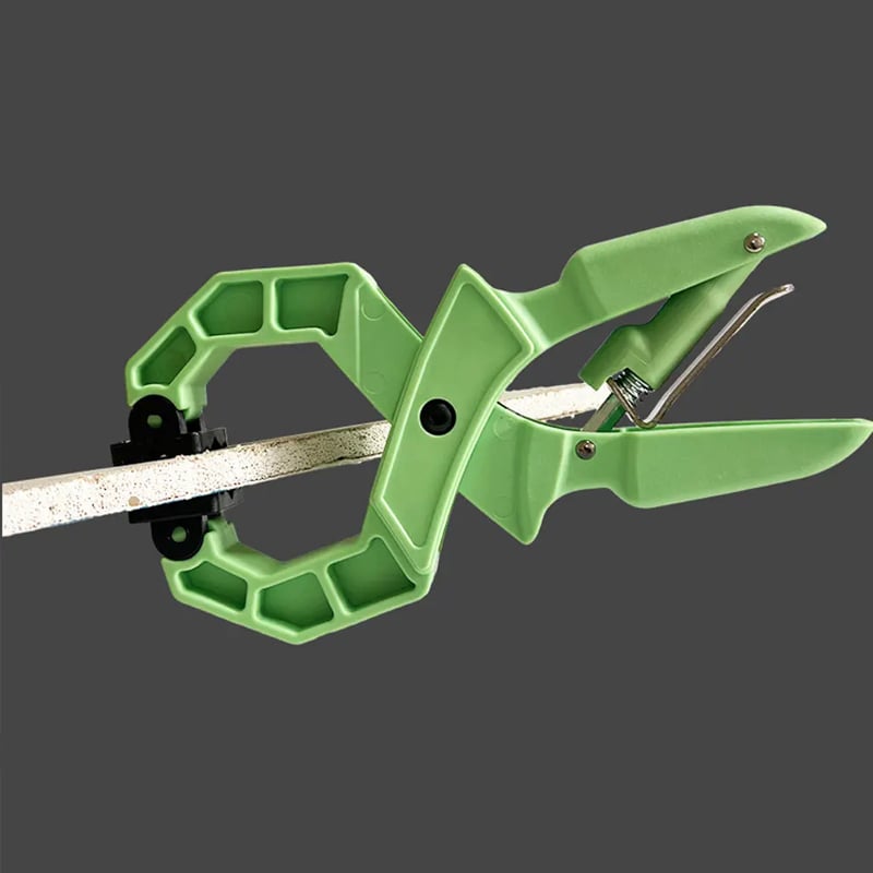 2de121eb-2c97-4e92-8814-cfb82597d100