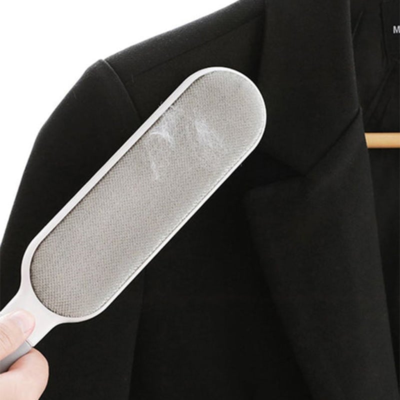 Hair removal brush for clothes