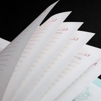 2025 Én dag, én side  Daily Planner - din ultimate gavekalender