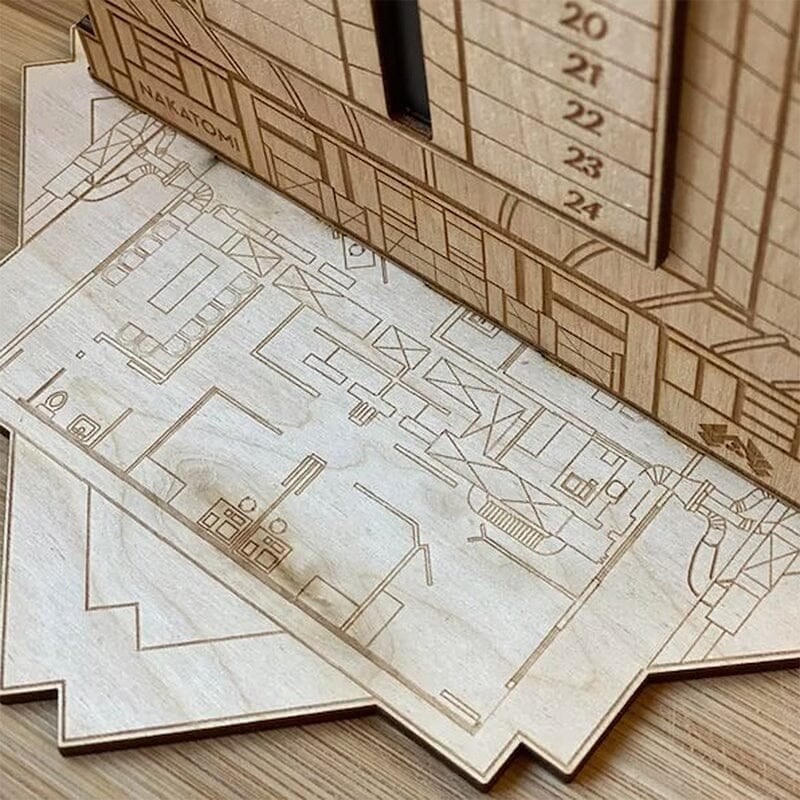 Sakerplus® Wooden Advent Calendar Bomb Calendar