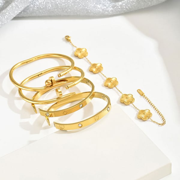Twist Bracelet Set