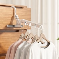 Opvouwbare reiskleerhangers