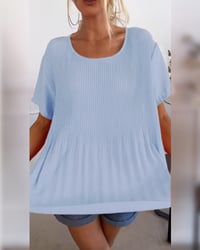 Blouse plissée col rond uni