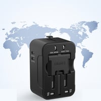 Universeller Reiseadapter mit zwei USB-Anschlüssen