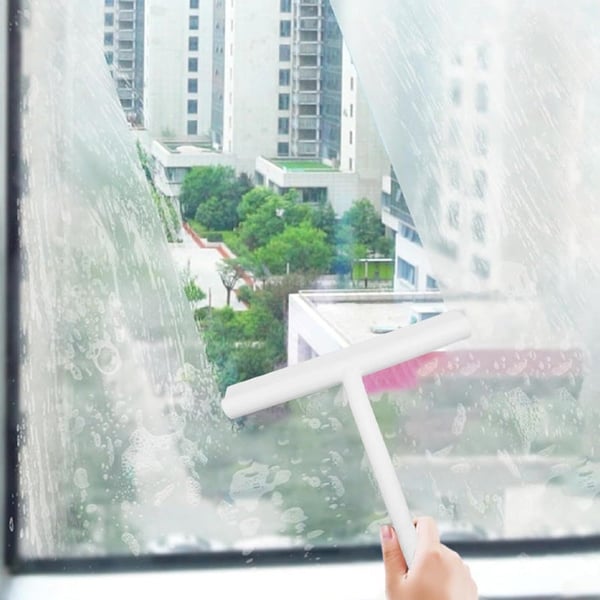 Rubber strip cleaning wiper