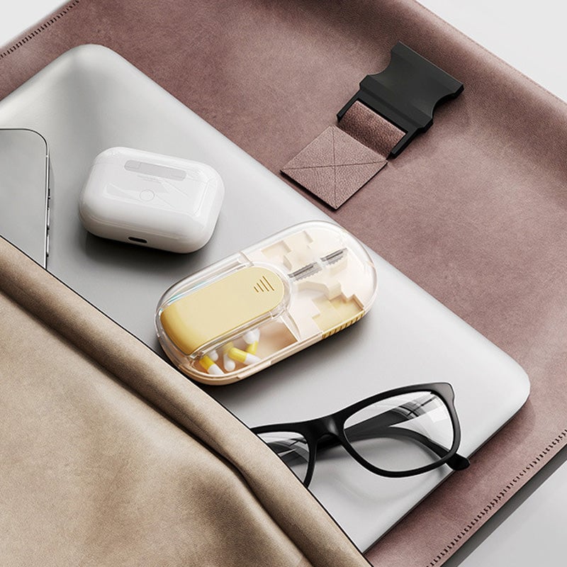 2-in-1 Kada Magnetic Pill Cutter and Storage Box