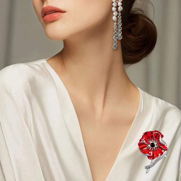 VE Day 80th Anniversary Poppy Brooch