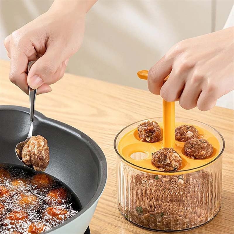 Manual one-piece household meatball maker