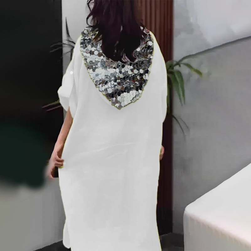 Maxi abito con cappuccio in paillettes a squame di pesce