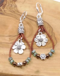 Boho Leder Seil Blumen Einfache Ohrringe