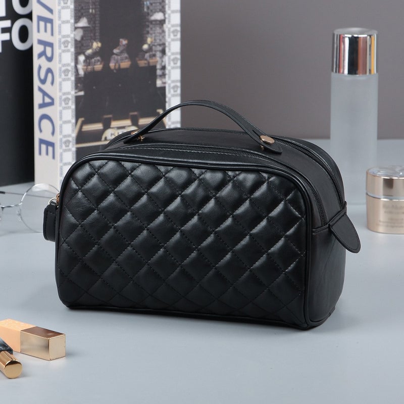 Gesteppte karierte Kosmetiktasche