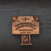 Miniatur-Spiritusbrett mit Schublade