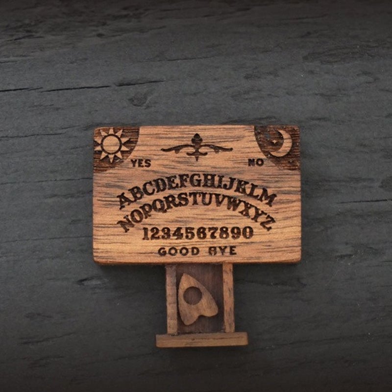 Miniatur-Spiritusbrett mit Schublade