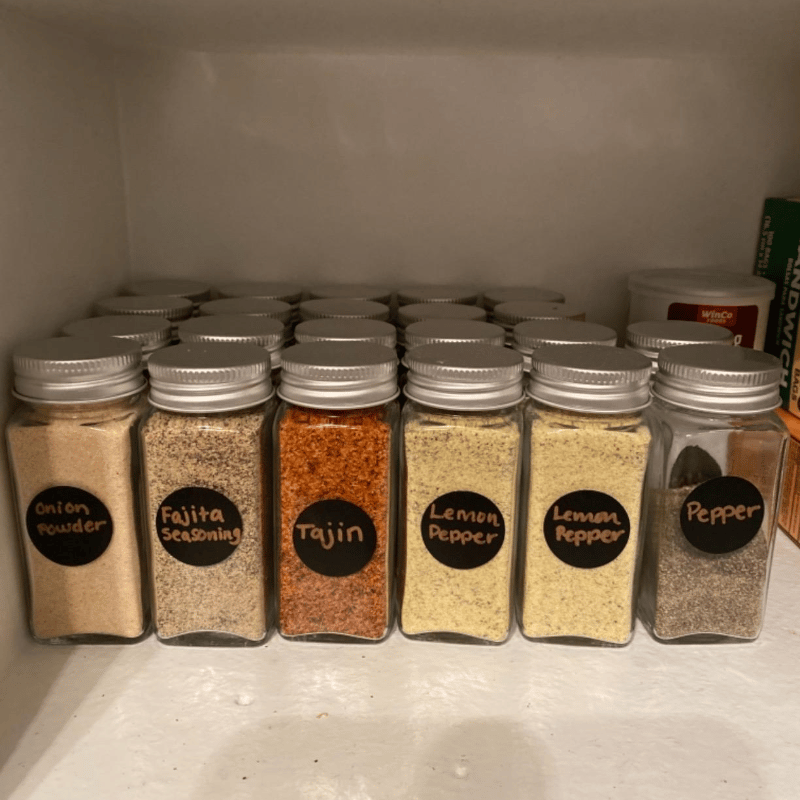 Quadratisches Gewürzdosen-Set