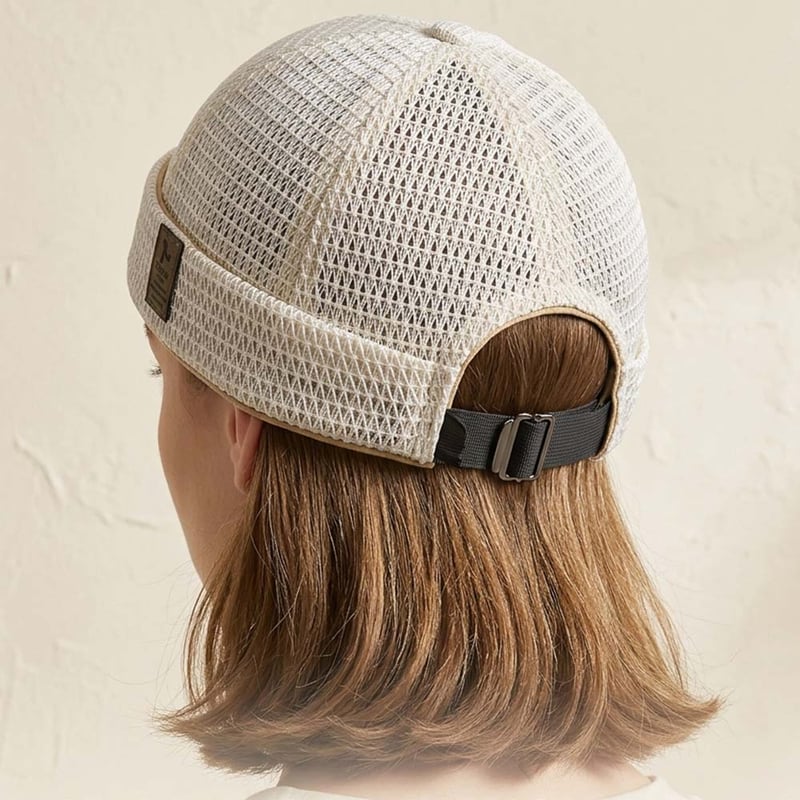 Lightweight Breathable Mesh Brimless Cap
