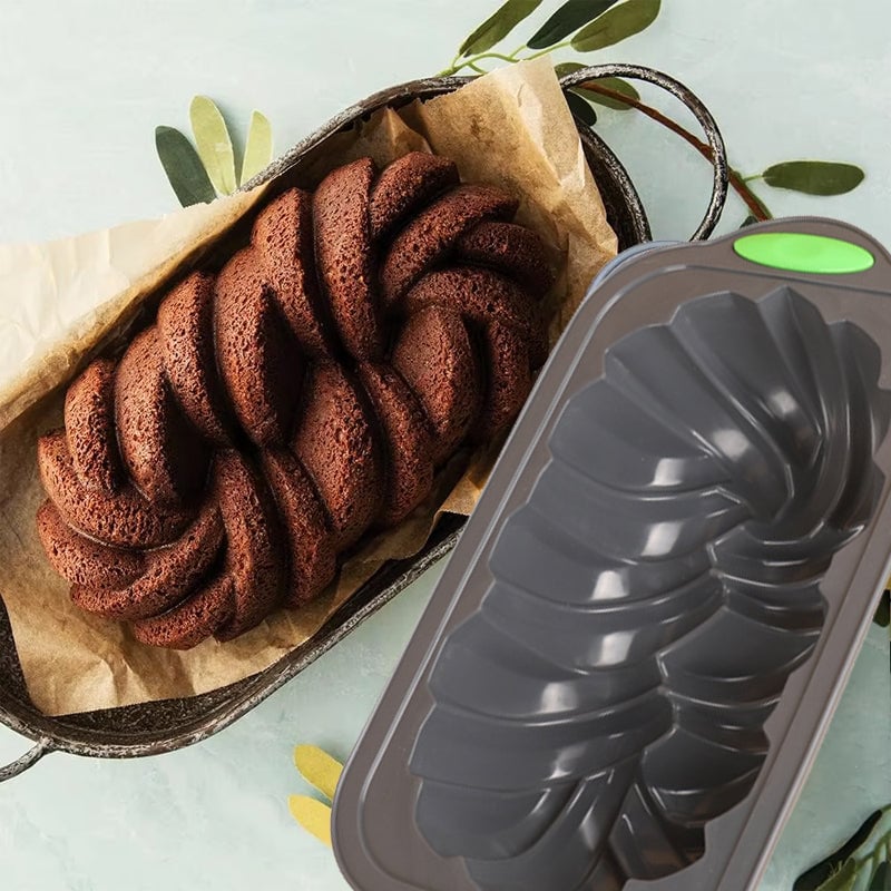 Two-color spiral toast bread silicone mold