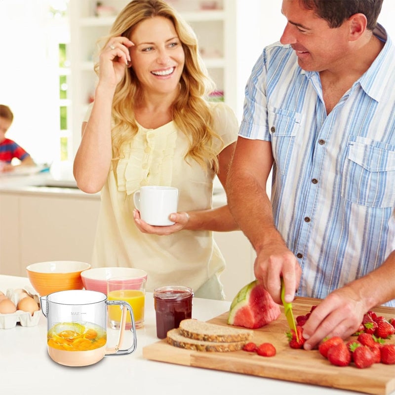 Semi-Automatic Egg Beater