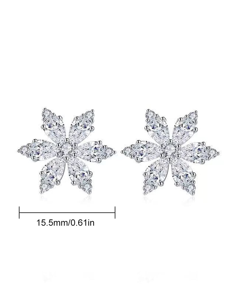 Zirkon-Ohrstecker mit Schneeflockenblume