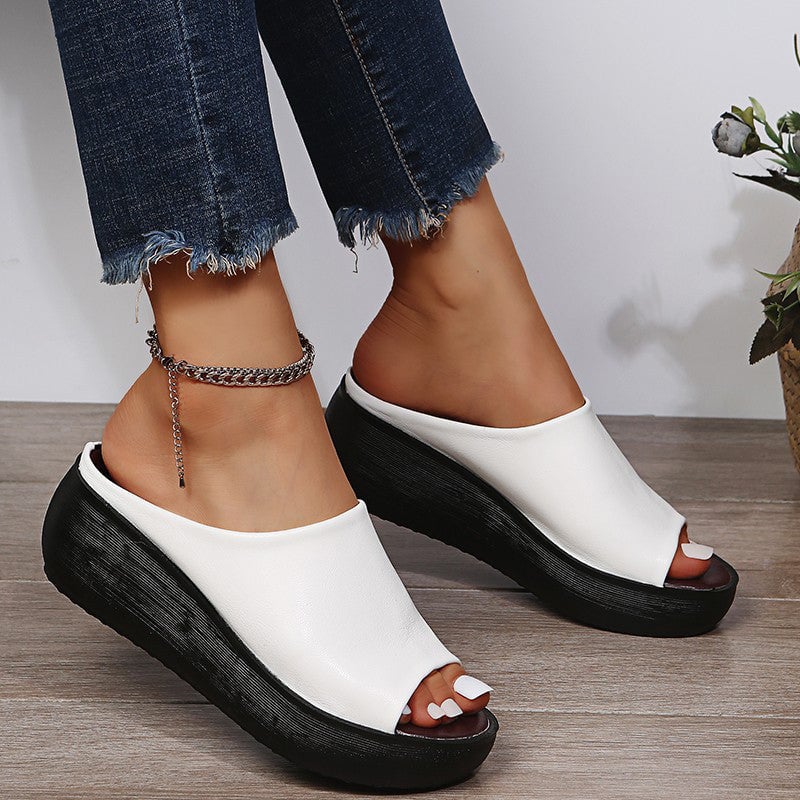 Fashionable Women's Summer Slippers