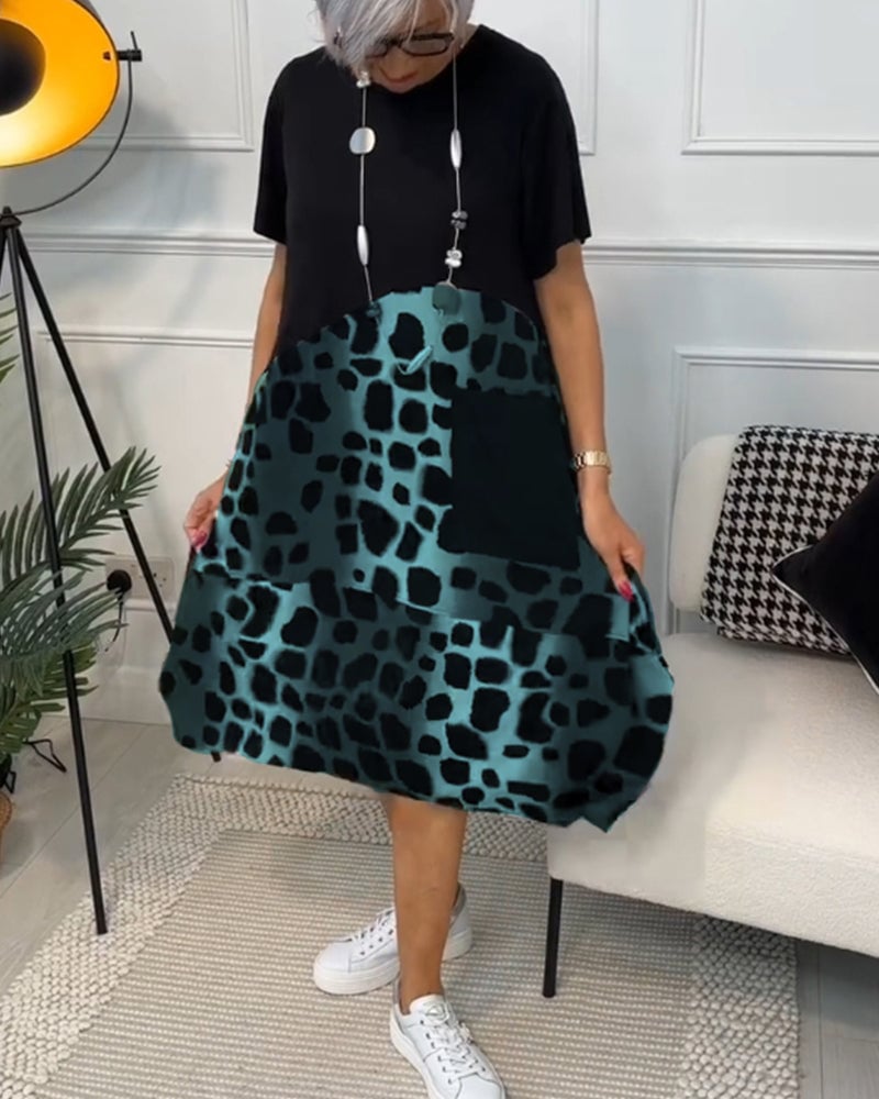 Robe imprimée à manches courtes et col rond