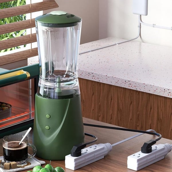 Sakerplus Ultra Thin Flat Plug Power Strip