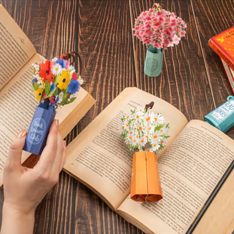 Pre-sale for two weeks-Elegant Bouquet Pop-Up Bookmark