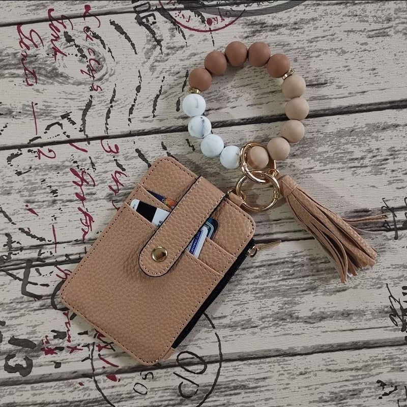 Stylischer Kartenhalter mit Silikon-Perlen-Armband