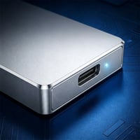 Ultratunn bärbar extern SSD i metall