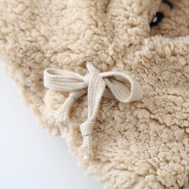 Warme pluchen berenmuts met gezichtsbescherming